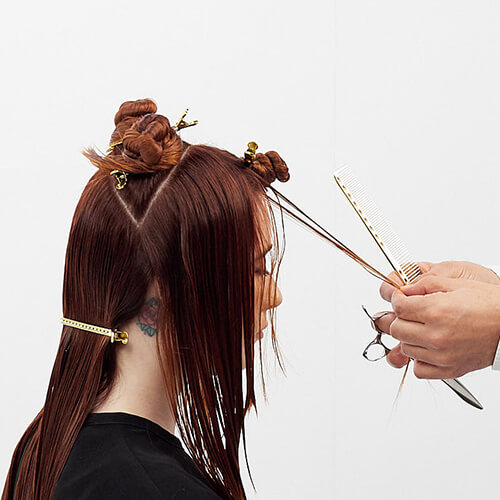Model with short blonde bob
